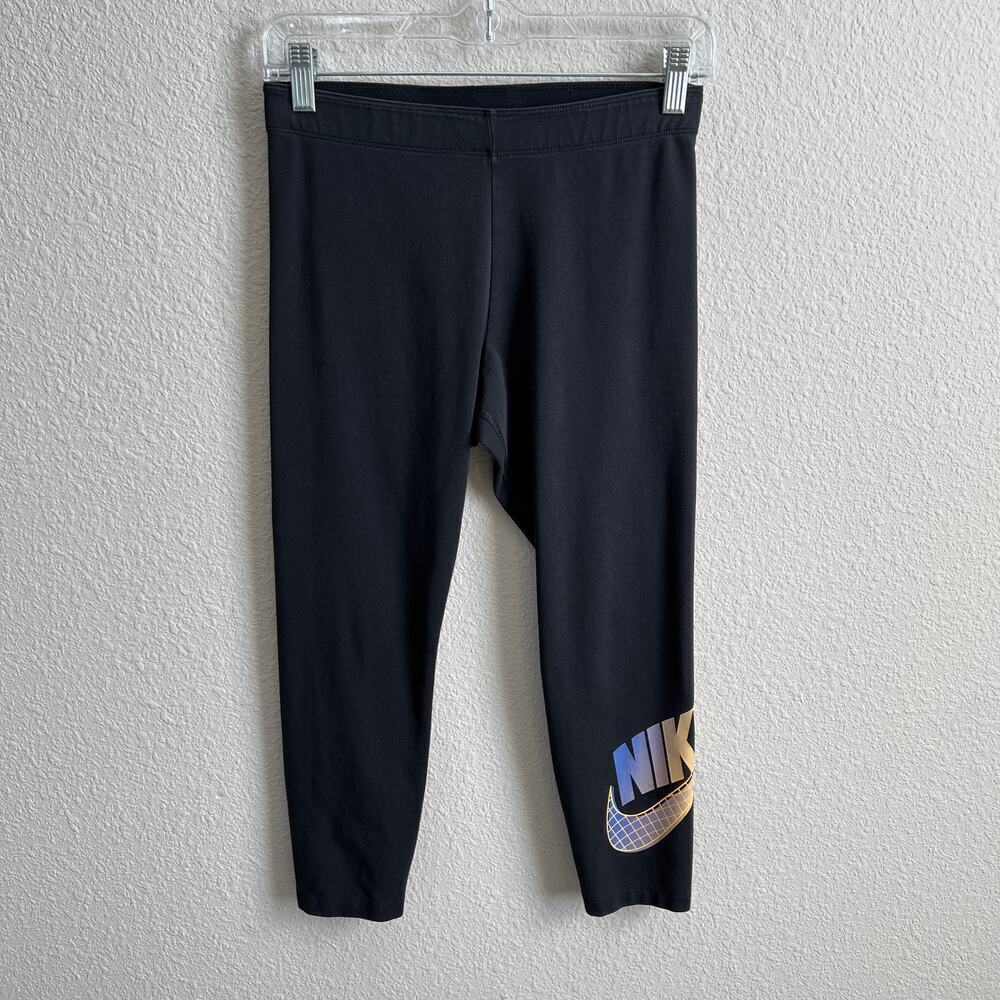 Nike Black Logo Capris Leggings Women's M Mid Rise Stretch Workout Athleisure